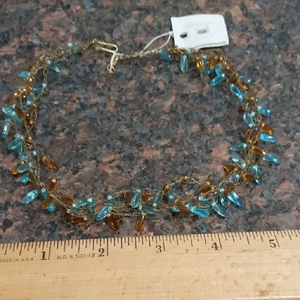 Chic Beaded Necklace with Blue and Brown Accents.